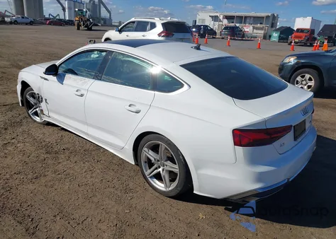 2021 Audi A5 Sportback Premium 45 Tfsi Quattro S Tronic z USA, uszkodzony, nr VIN WAUDACF53MA012952